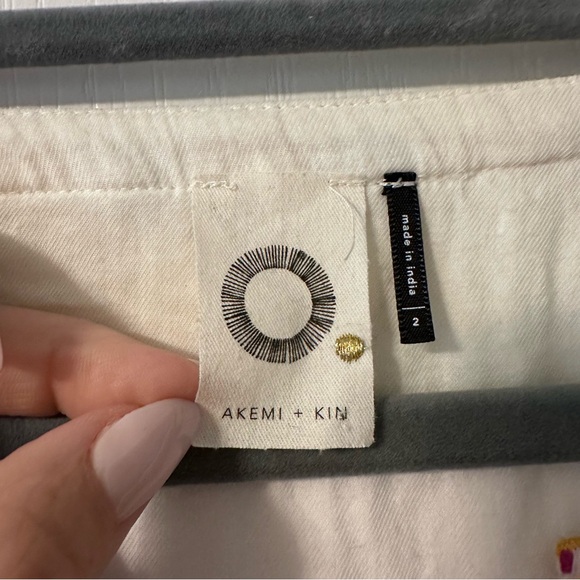 Akemi + Kin Size 2 women’s top from Anthropologie - Picture 3 of 4